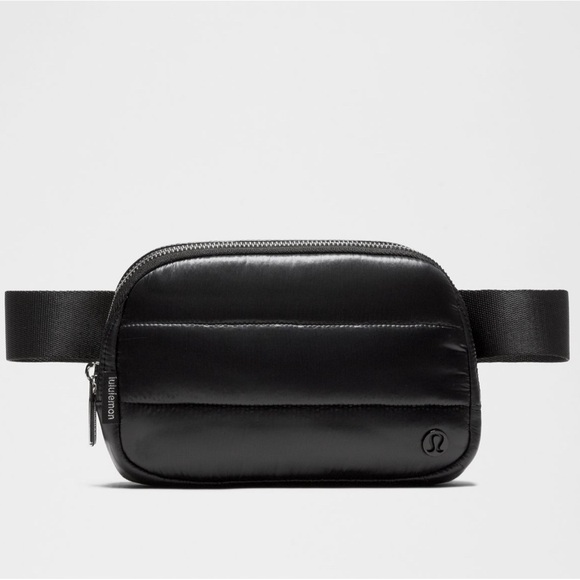 lululemon athletica Handbags - 🆕 LULULEMON ATHLETICA Everywhere Belt Bag Wunder Puff Shine Black 1L NWT